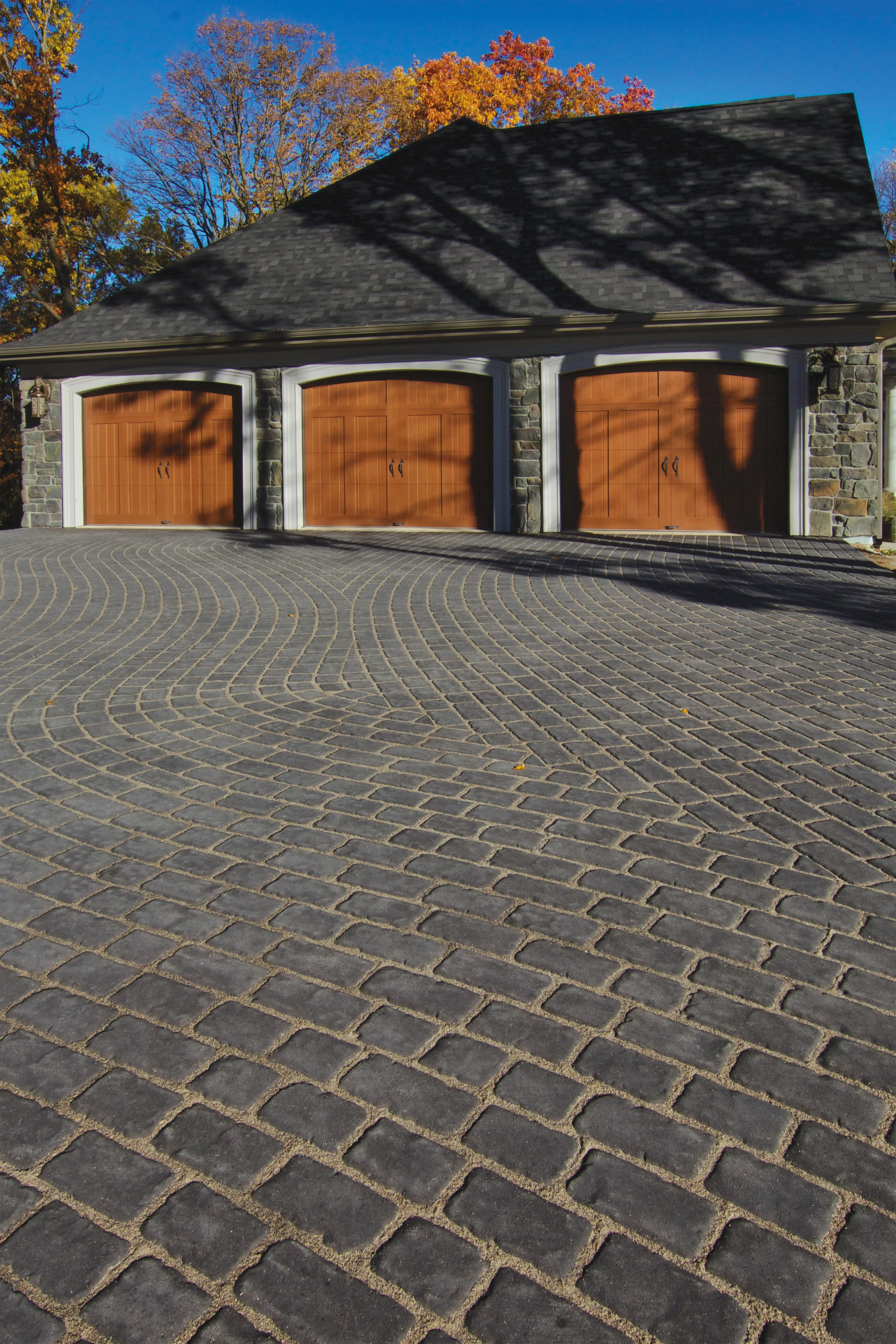 Rochester Cobble Stone 6cm Paver - Image 4