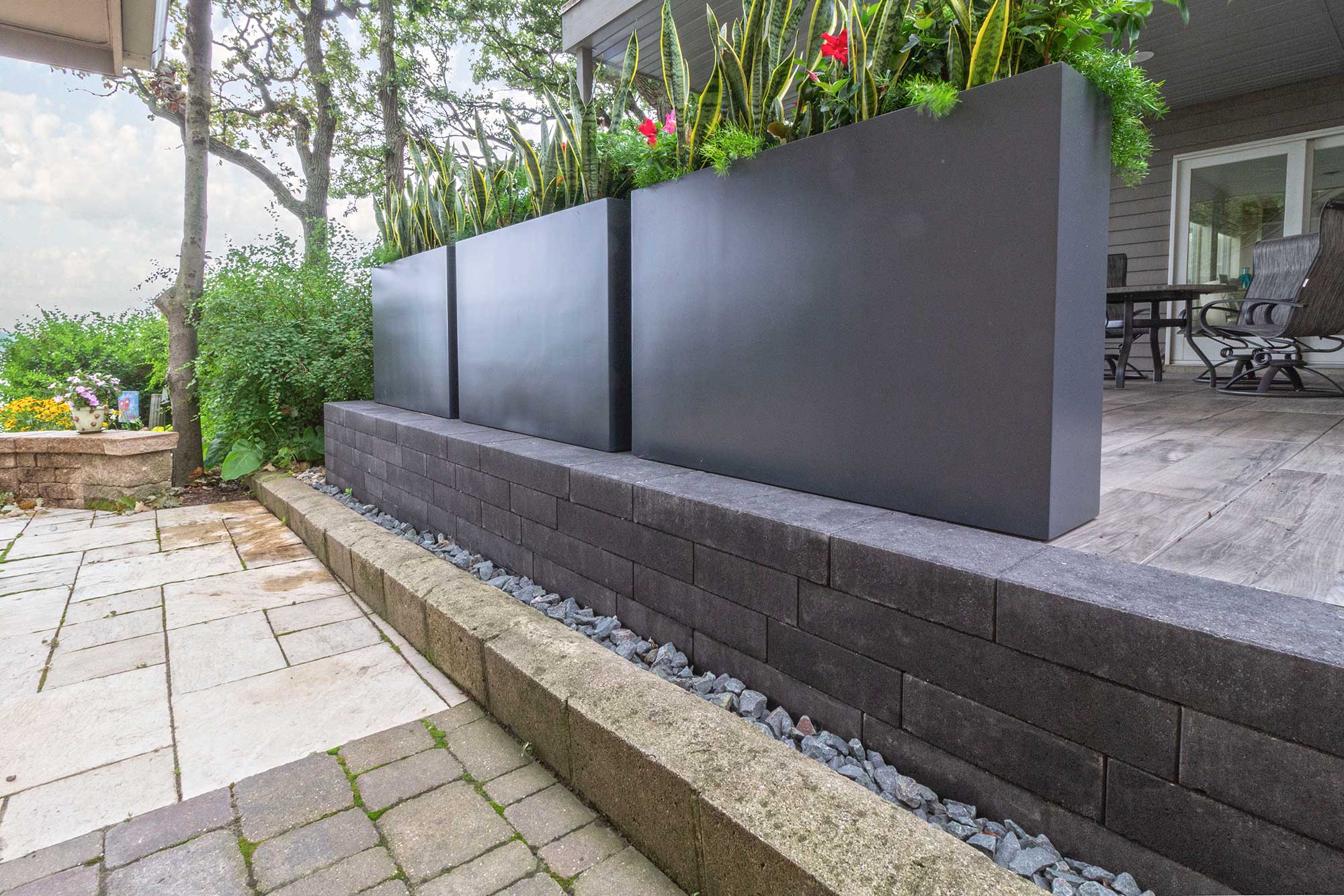 Contemporary Wall - Image 3